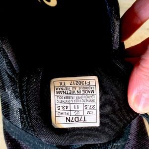 ASICS RoadHawk FF size 11